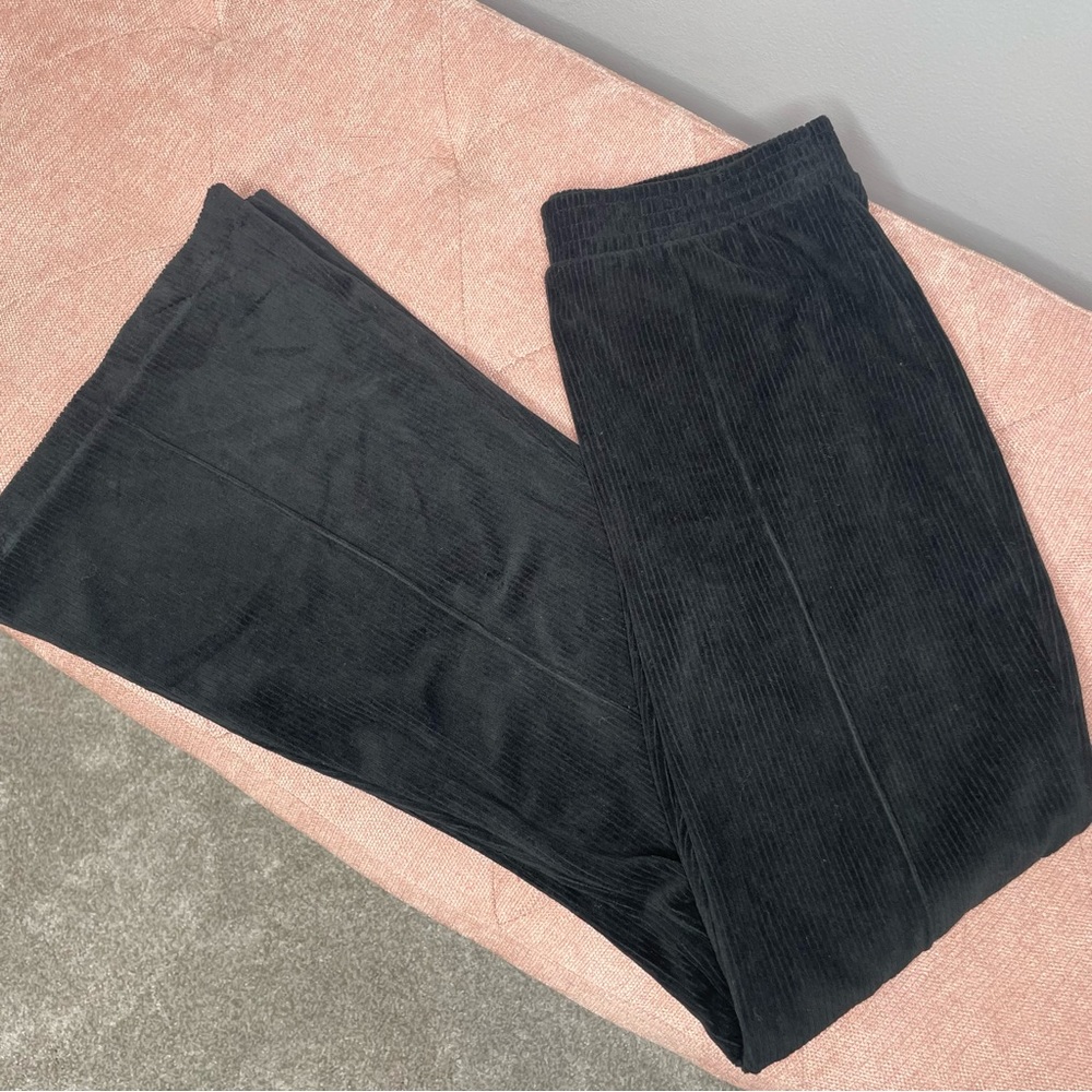 offline by aerie totally textured flare leggings size medium